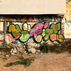 @hootive / Walls