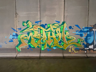 Mythik / Kansas City / Walls