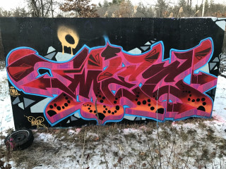 Mec / Walls