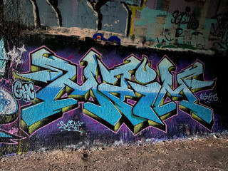Maim / Brisbane / Walls