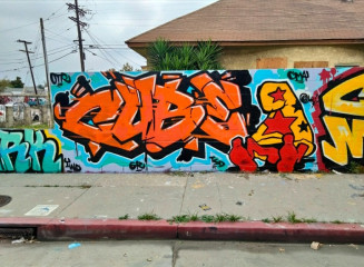CUBE OTR CMA crews / Los Angeles / Walls