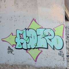 Adze / Los Angeles / Walls