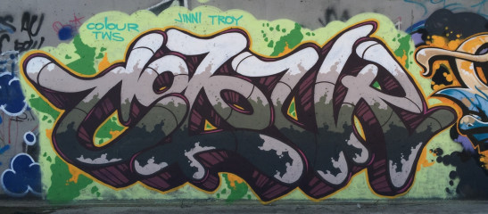 Colour / Oakland / Walls