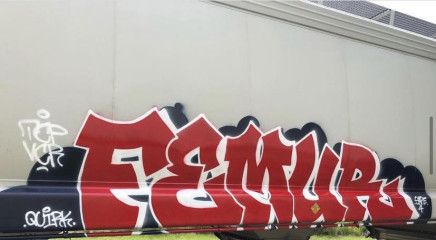Femur / Fort Lauderdale / Freights