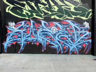 Goser / Los Angeles / Walls