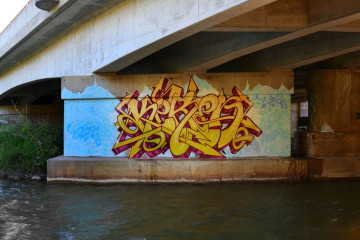 Kered / Toronto / Walls