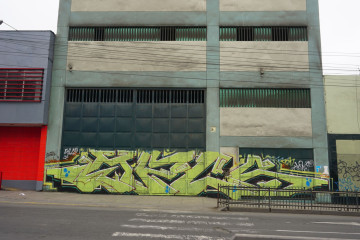 Lima District, PE / Walls
