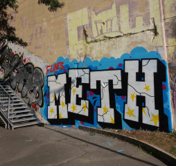 Meth / Walls