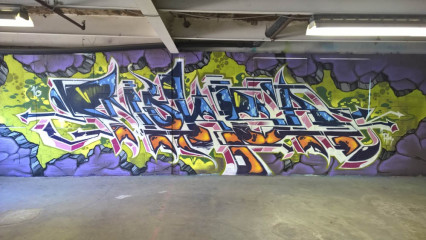 moksa / Hartford / Walls