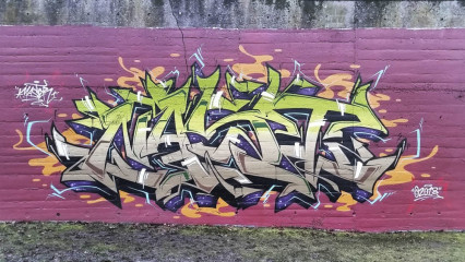 Nast / Walls