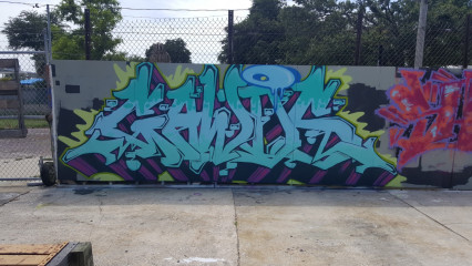 Gawds / Tampa / Walls