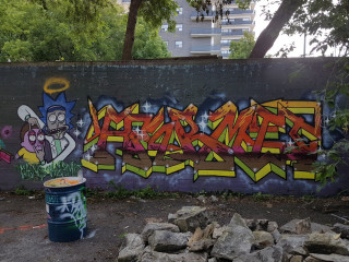 Hermit / Ottawa / Walls