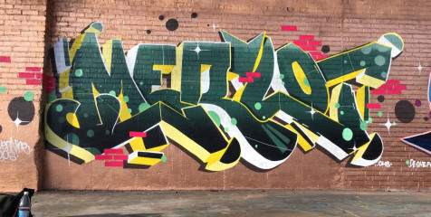 Merlot / Chicago / Walls