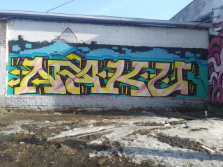 Naku / Denver / Walls
