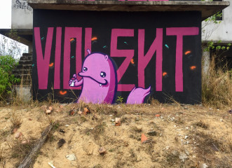 The Violent / Kota Bharu / Walls