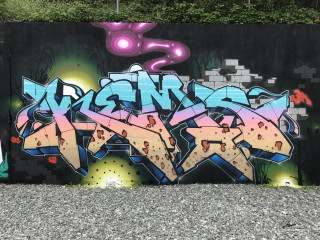 Kems / Nashua / Walls