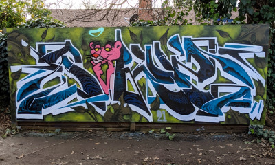 Juskuz / Sacramento / Walls