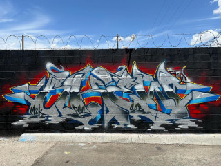 Skew One / El Paso / Walls