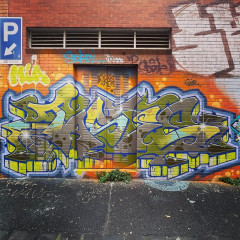 Taske / Melbourne / Walls