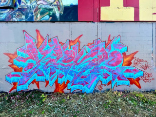 KESE / Victoria / Walls