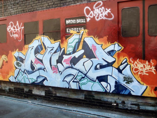 Ovie / New York / Trains