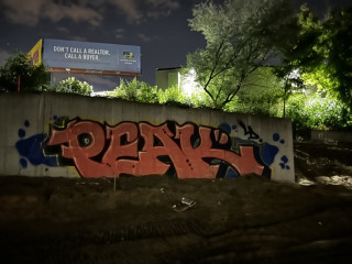 PEAK / Walls