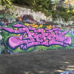 Porno / Melbourne / Walls