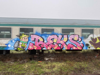 Reks / Trains