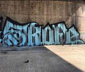 Skof / Tijuana / Walls