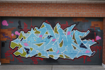 Slon / Toronto / Walls