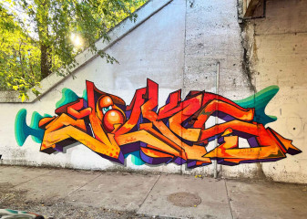 Yolks / Chicago / Walls
